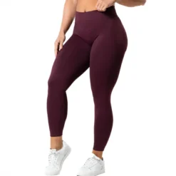 Relode Aura Seamless Scrunch Tights, Fig Red
