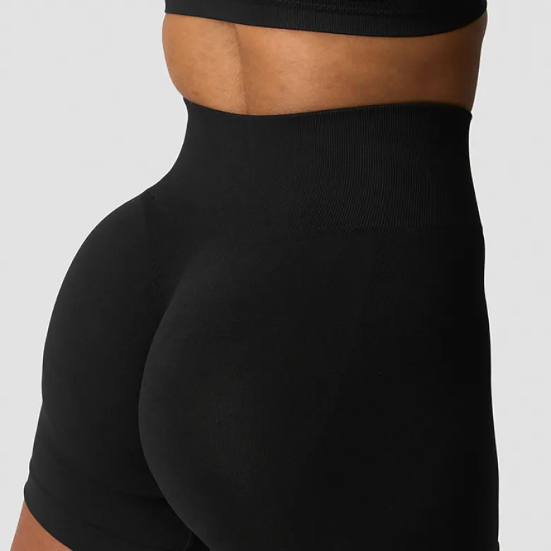 Smooth Seamless Midi Shorts, Black