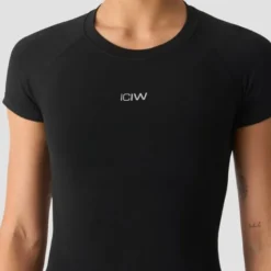 Smooth Seamless Tee, Black