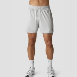 Stride 2-in-1 Shorts
