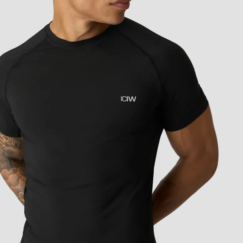 Stride Muscle Fit T-shirt, Black