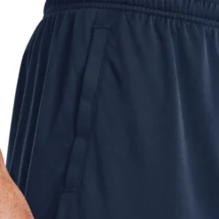 UA Tech Graphic Short, Academy