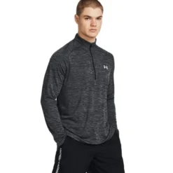UA Tech Textured 1/2 Zip, Black