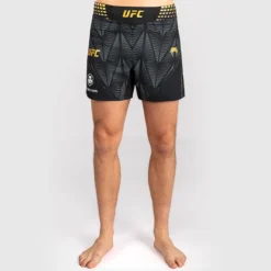 UFC Zenith by Venum Fight Night Fightshorts Short Style Black/Gold