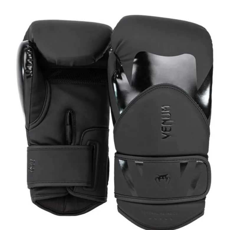 Venum Challenger 4.0 Boxing Gloves Black/Black