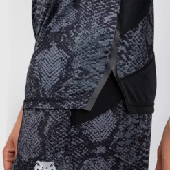 Venum G-Fit Scales Dry Tech T-shirt Black/Charcoal Grey