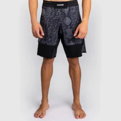 Venum G-Fit Scales Fightshorts Black/Charcoal Grey