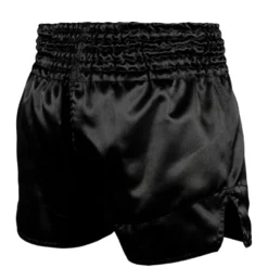 Venum Muay Thai Shorts Classic, Black/Gold