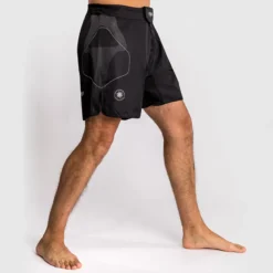 Venum Nexus Fightshorts Black/Silver