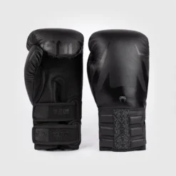 Venum Reverso Boxing Gloves Black/Black