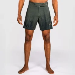 Venum Stealth Fightshorts Khaki/Dark Green