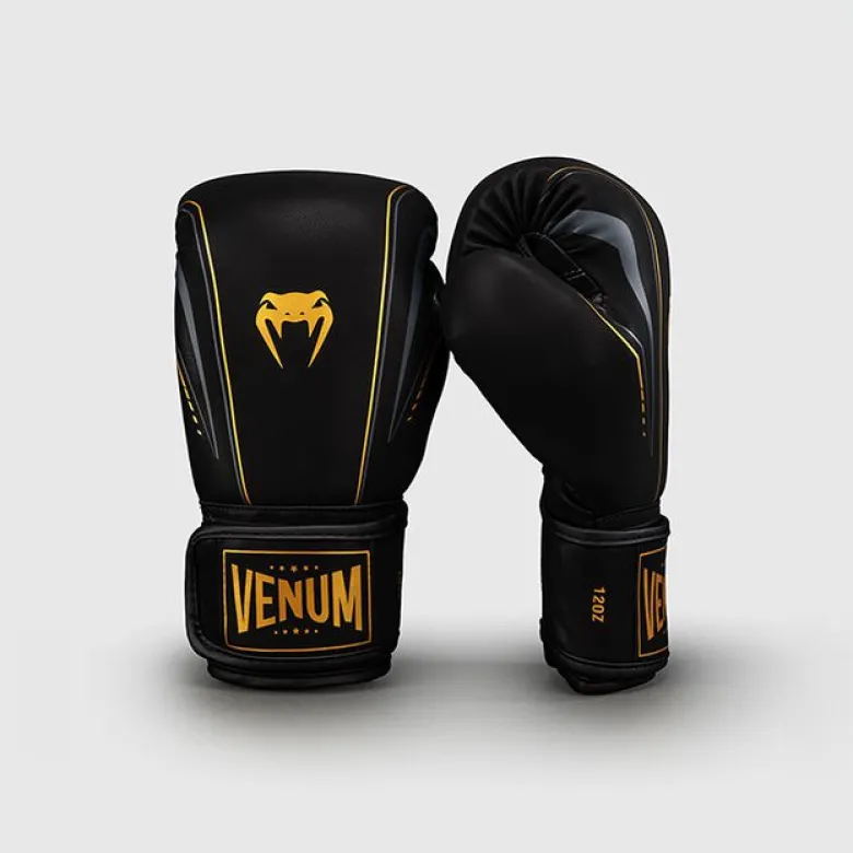 Venum Streamline Boxing Gloves Black/Gold