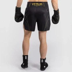 Venum Streamline Boxing Shorts Black/Gold