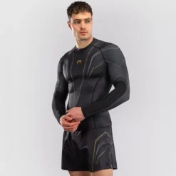 Venum Streamline Long Sleeve Rashguard Black/Gold