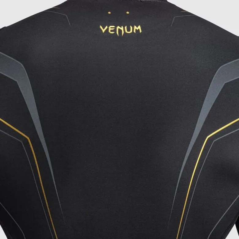 Venum Streamline Long Sleeve Rashguard Black/Gold