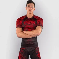 Venum Wolf Atak Short Sleeves Rashguards Black/Red