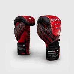 Venum x TEKKEN 8 Boxing Gloves Kazuya Red/Black, 10oz